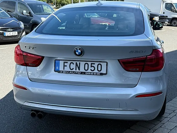 BMW 330I 2018 photo 5