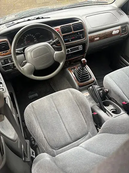 Suzuki Grand Vitara 2002 photo 4
