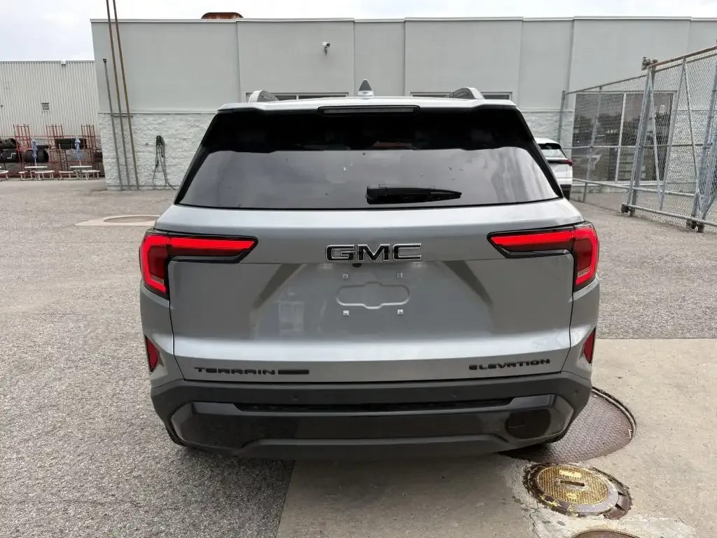 GMC Terrain 2026 photo 5