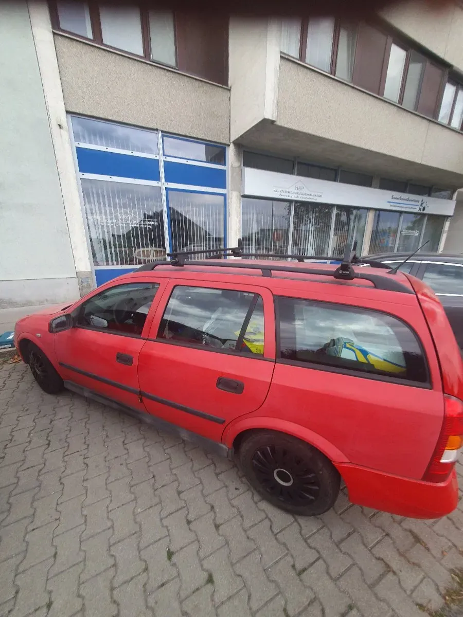 Opel Astra 2004 photo 2