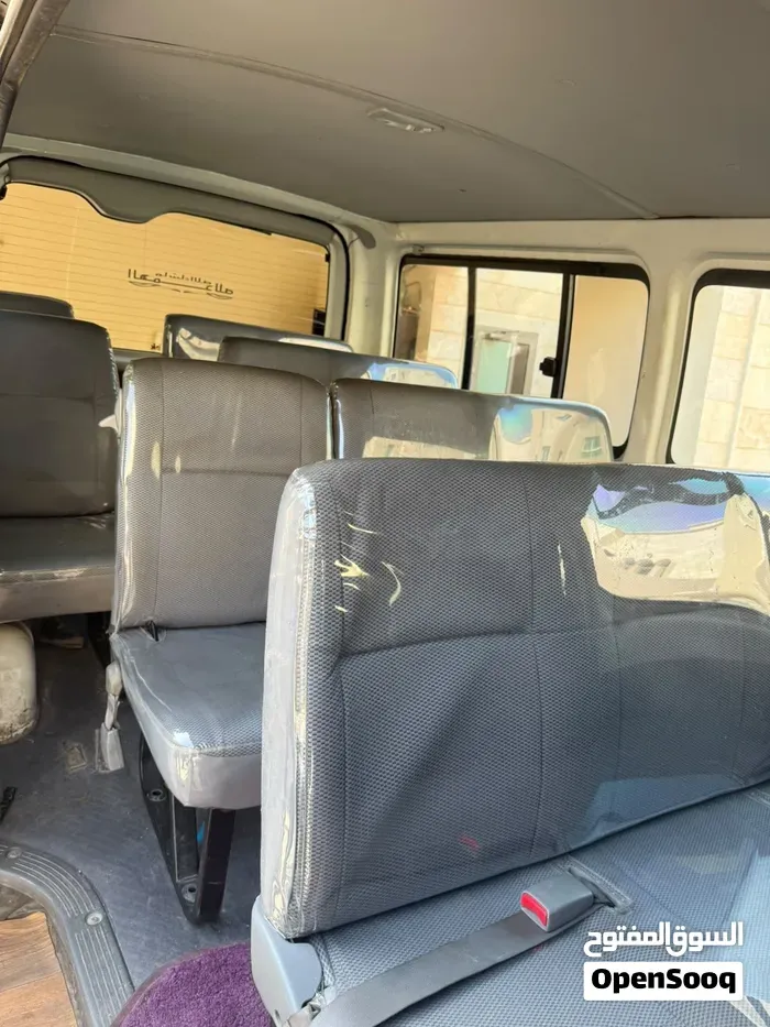 Toyota Hiace 2007 photo 3