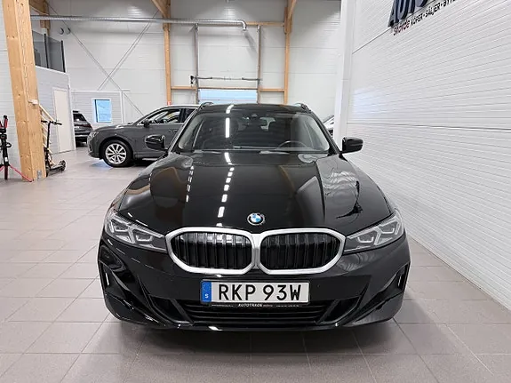 BMW 320D 2023 photo 4