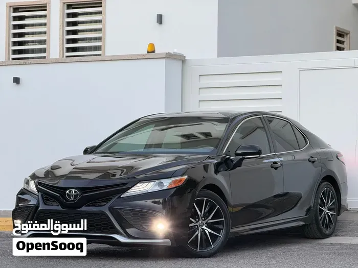 Toyota Camry 2024 photo 2
