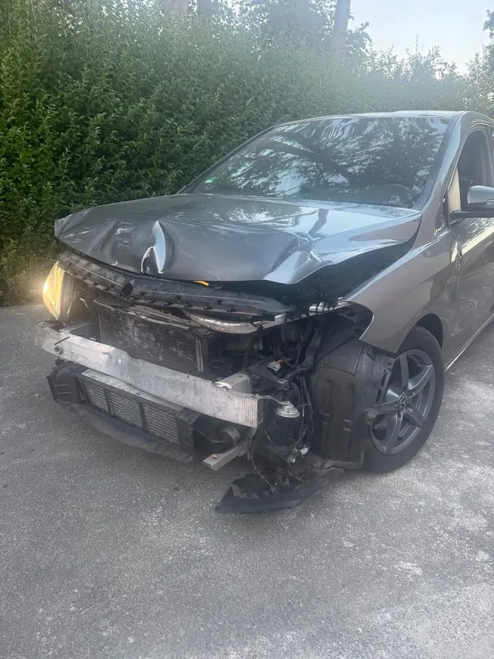Mercedes-Benz B200