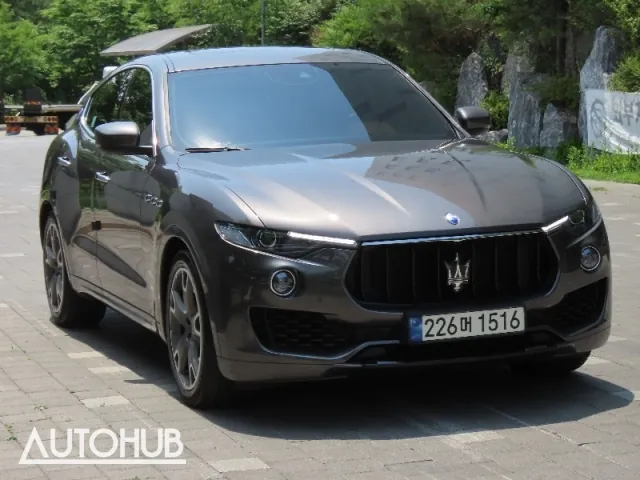 Maserati Levante 2018 photo 2