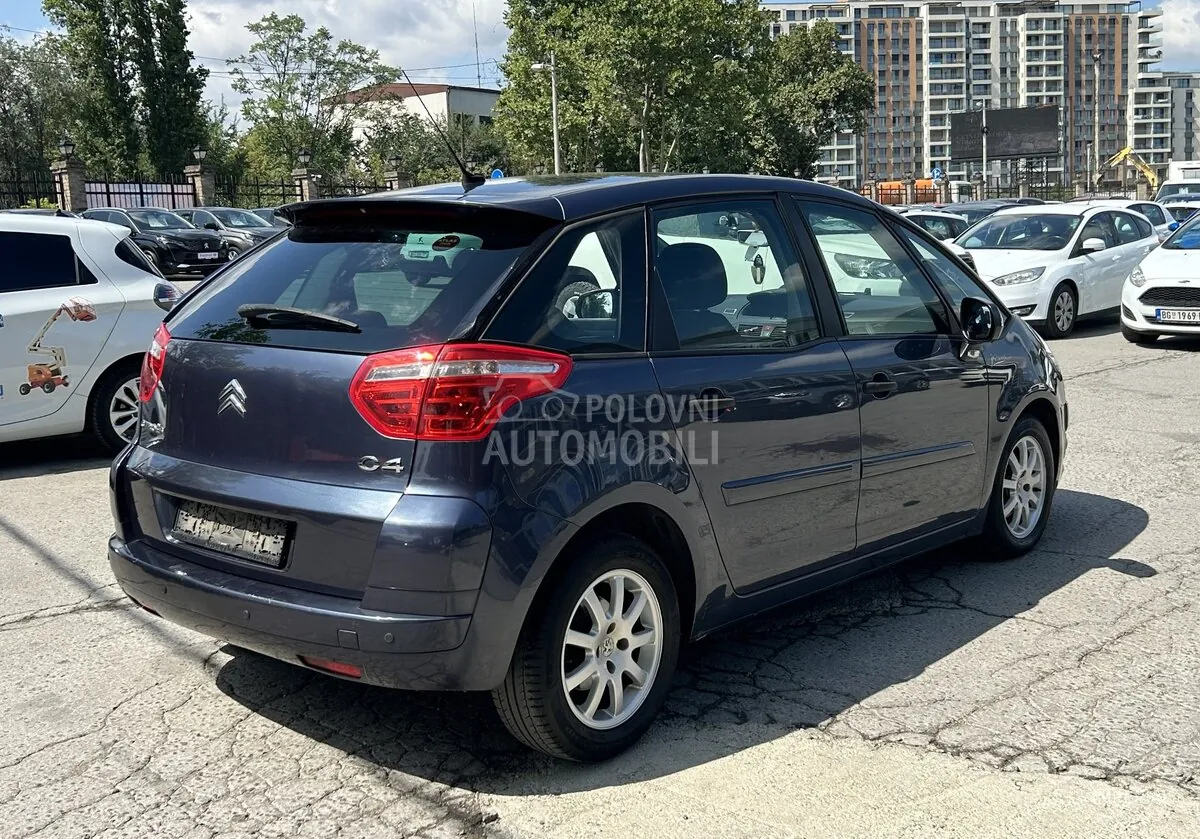 Citroen C4 Picasso 2010 photo 5