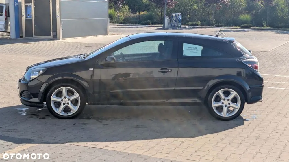 Opel Astra 2005 photo 2
