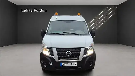 Nissan Nv400
