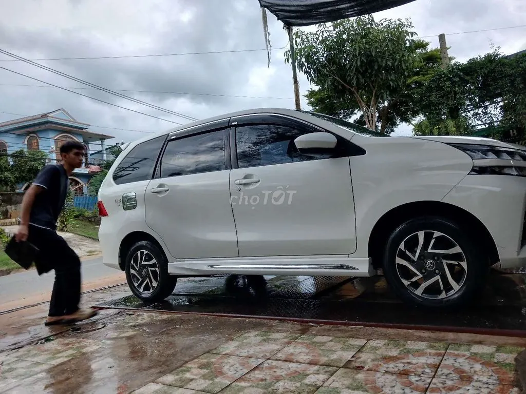 Toyota Avanza 2019 photo 2