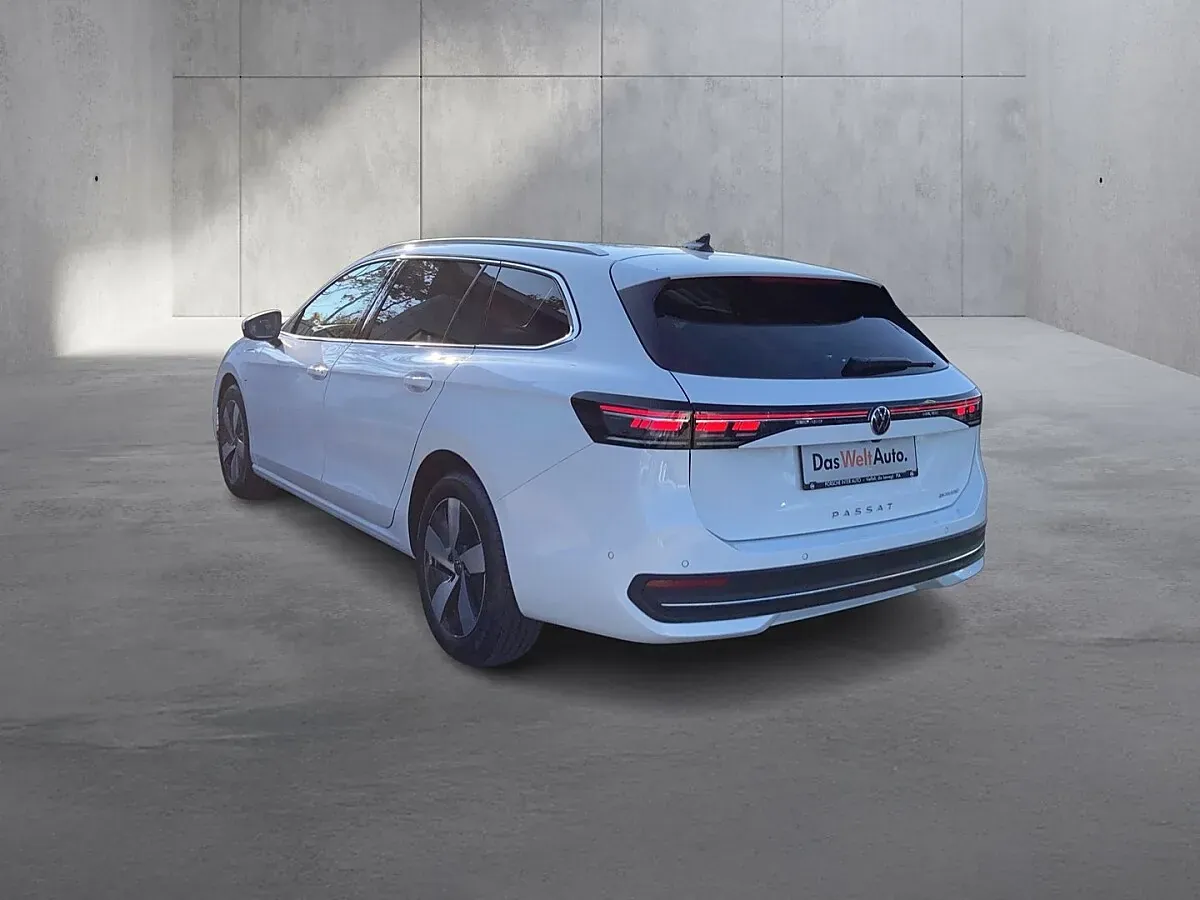 Volkswagen Passat 2025 photo 3