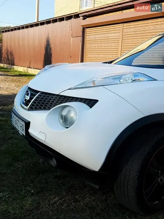 Nissan Juke 2011 photo 3