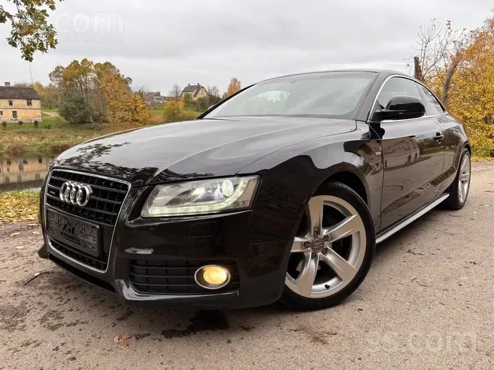 Audi A5 2009 photo 3