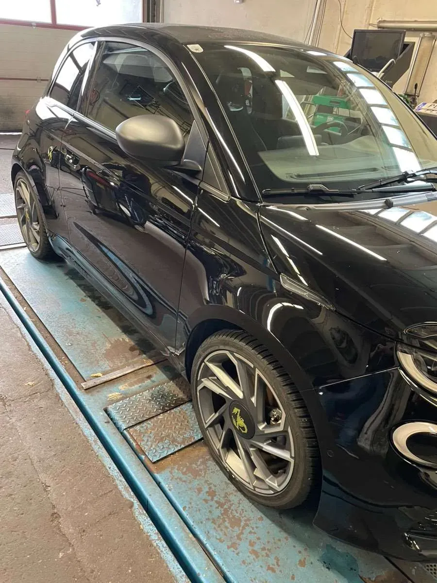 Fiat 500C 2024 photo 3