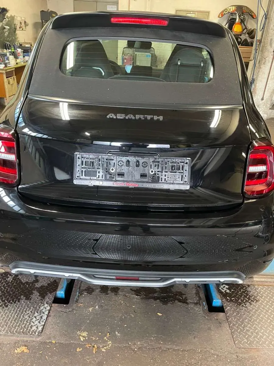 Fiat 500C 2024 photo 2