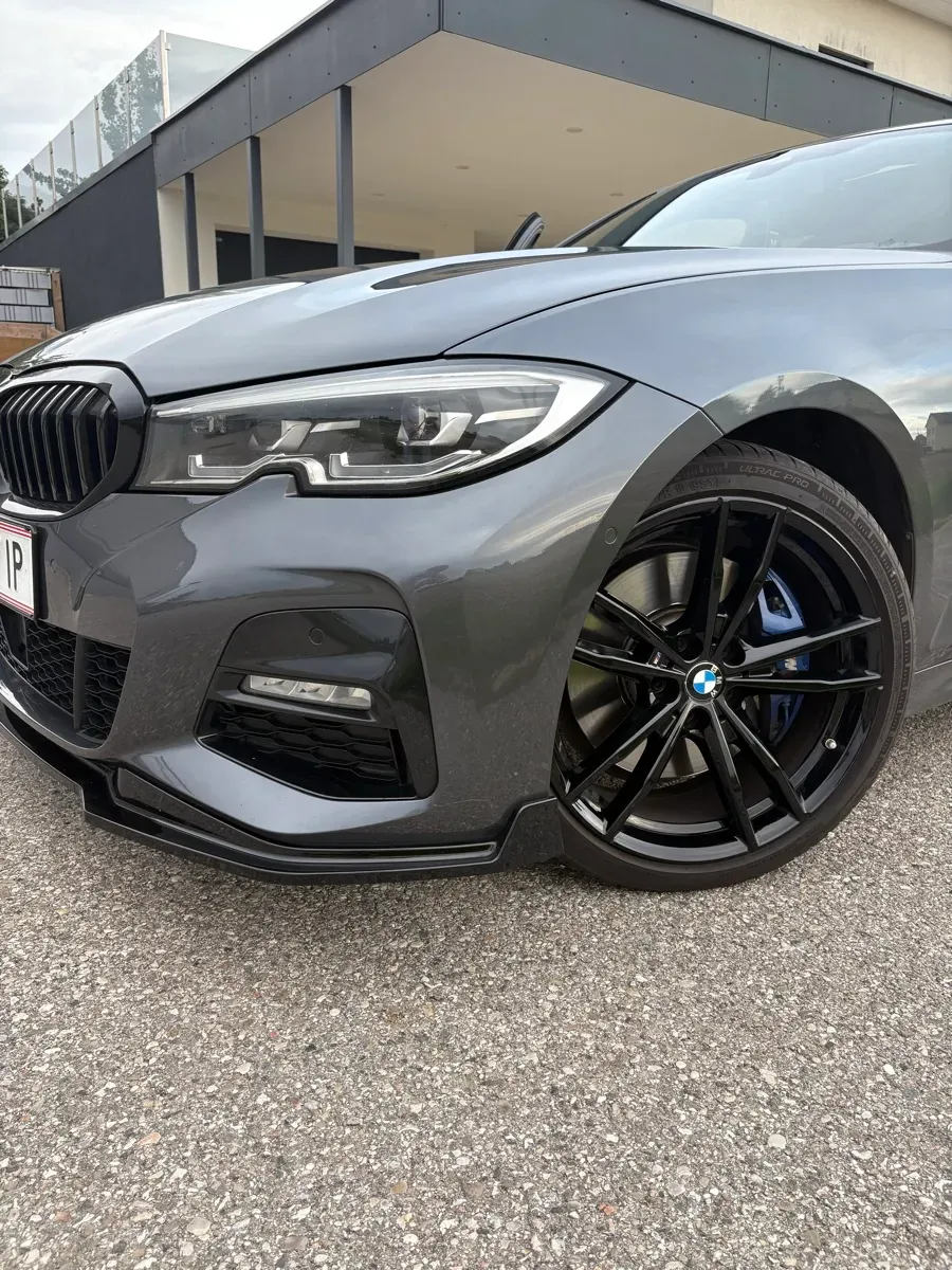 BMW 3 Series 2020 photo 3