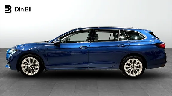 Skoda Superb 2025 photo 2