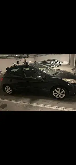 Peugeot 207 2007 photo 2