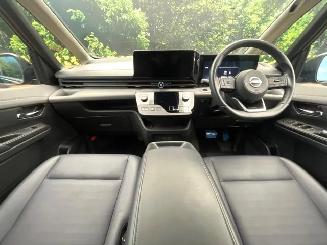 Nissan Serena 2023 photo 2