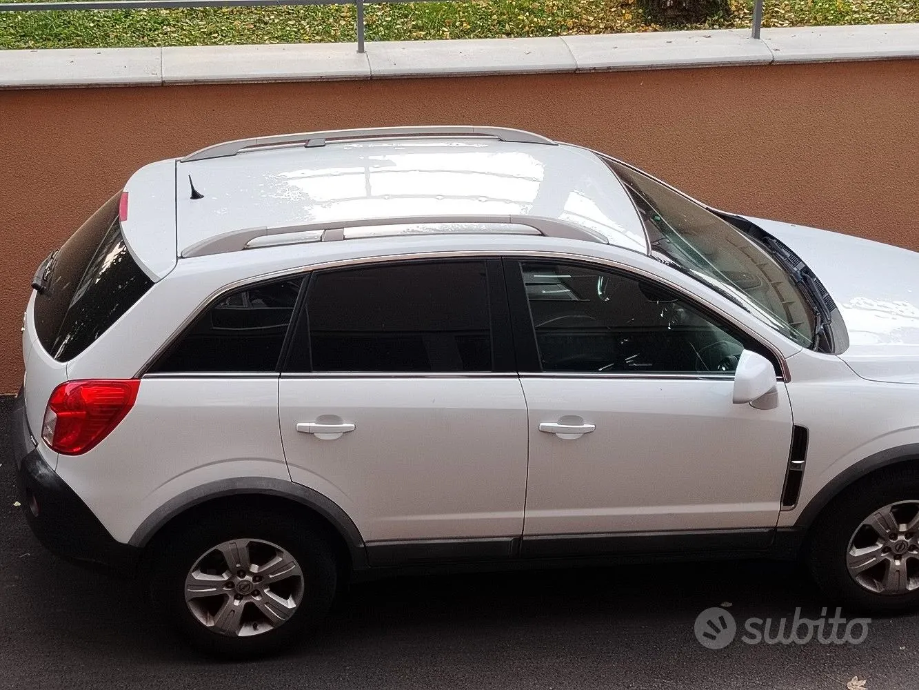 Opel Antara 2014 photo 2