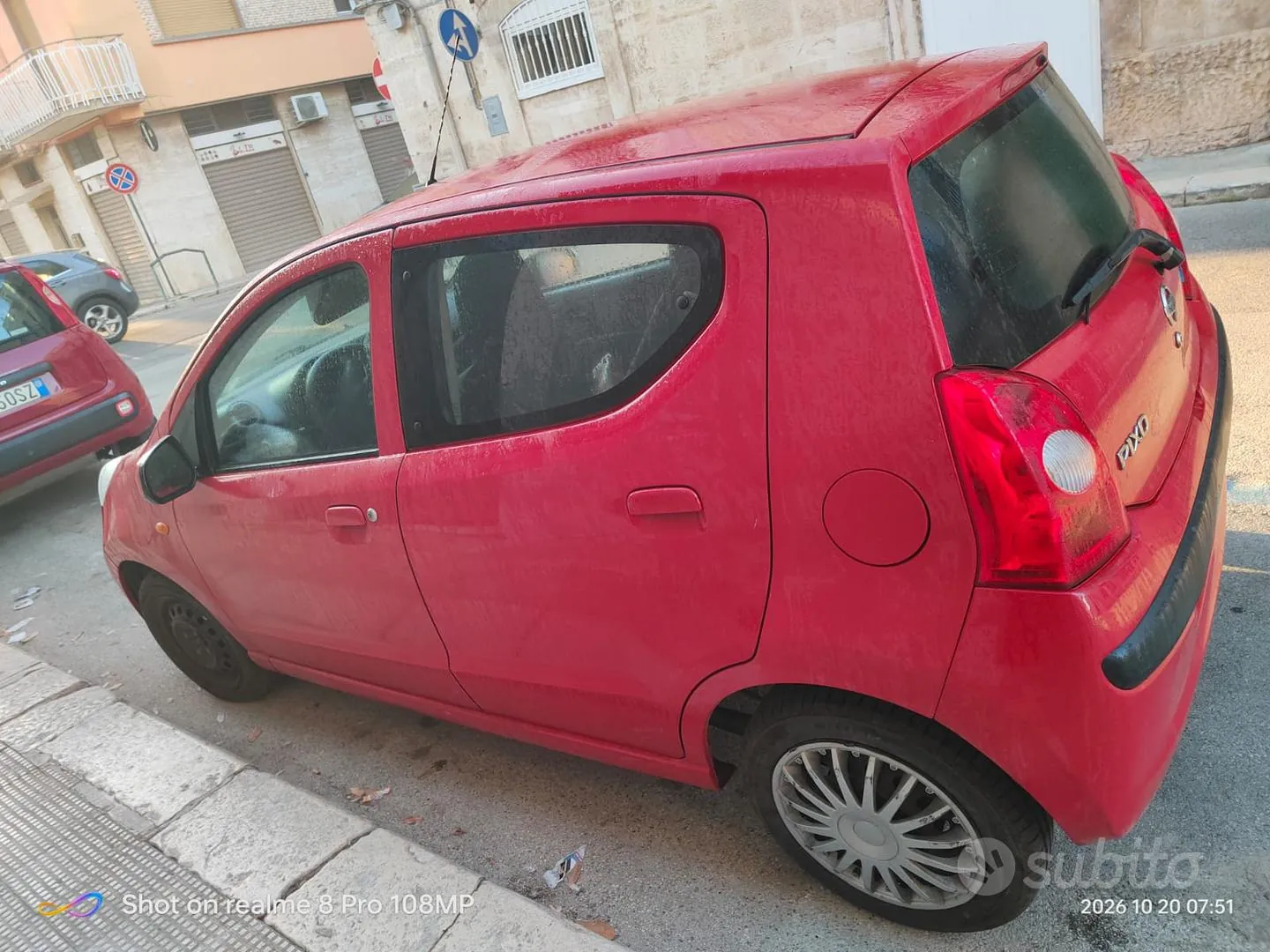 Nissan Pixo 2010 photo 4