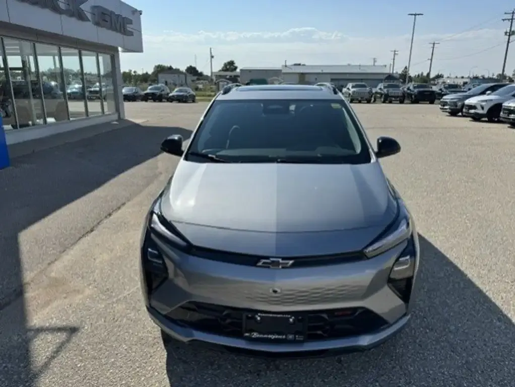 Chevrolet Bolt 2027 photo 2