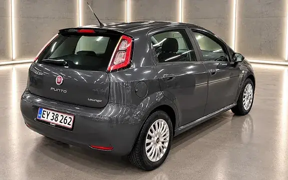 Fiat Punto 2015 photo 4