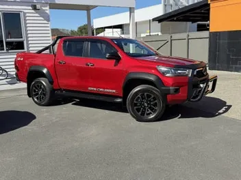 Toyota Hilux 2025 photo 4