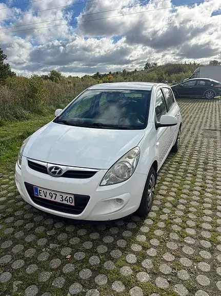 Hyundai I20