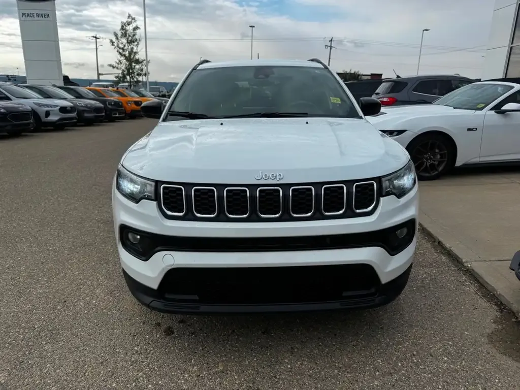 Jeep Compass 2025 photo 2