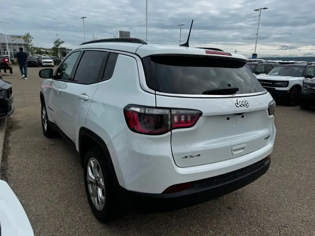 Jeep Compass 2025 photo 5