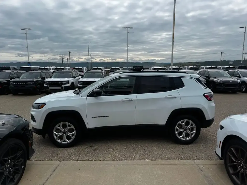 Jeep Compass 2025 photo 4