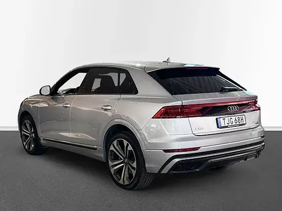 Audi Q8 2019 photo 2