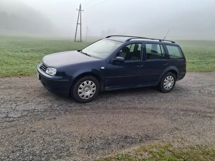 Volkswagen Golf 2003 photo 2