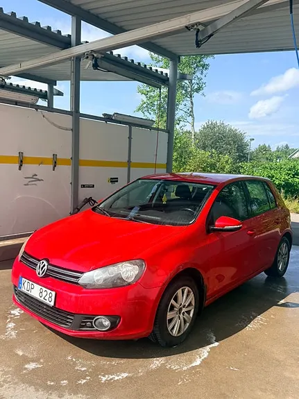 Volkswagen Golf Vi 2010 photo 2