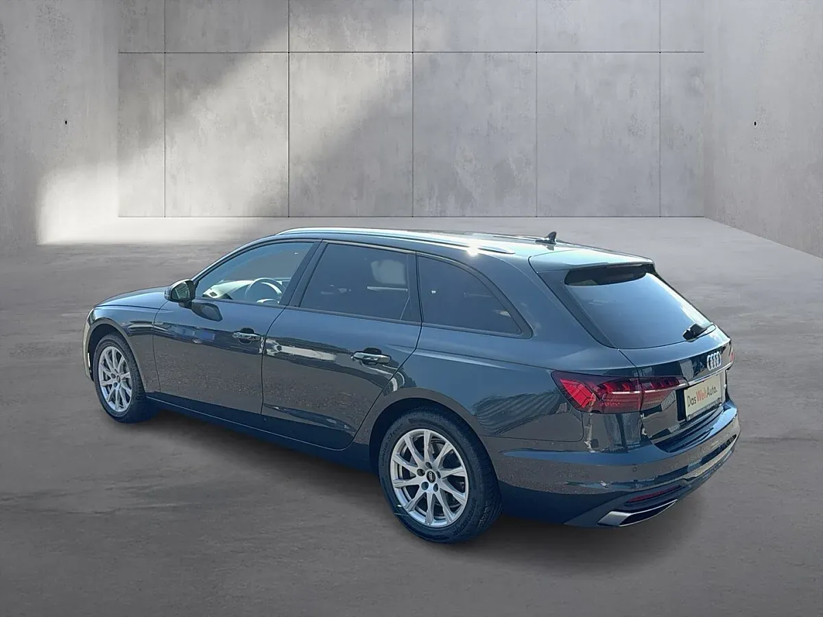 Audi A4 2024 photo 3
