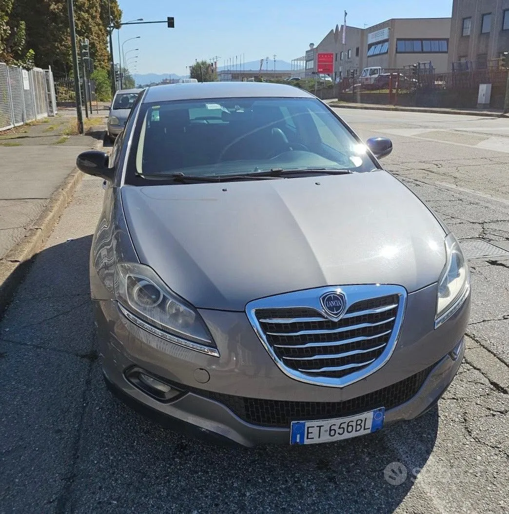 Lancia Delta 2013 photo 2