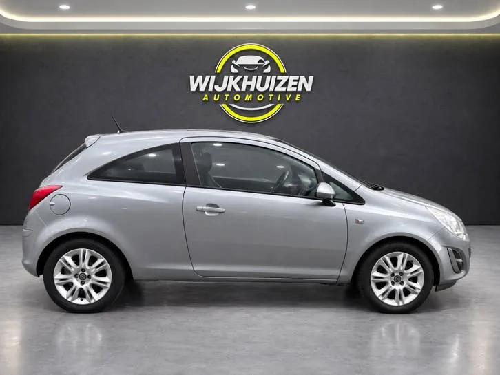 Opel Corsa 2012 photo 3