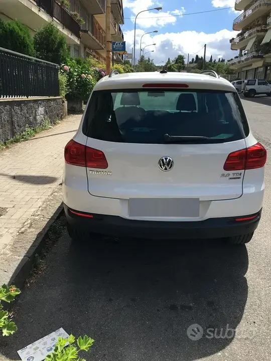 Volkswagen Tiguan 2012 photo 4
