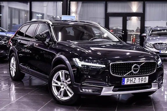 Volvo V90 Cross Country 2017 photo 2