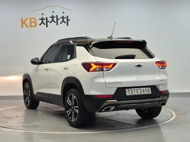 Chevrolet Trailblazer 2021 photo 2