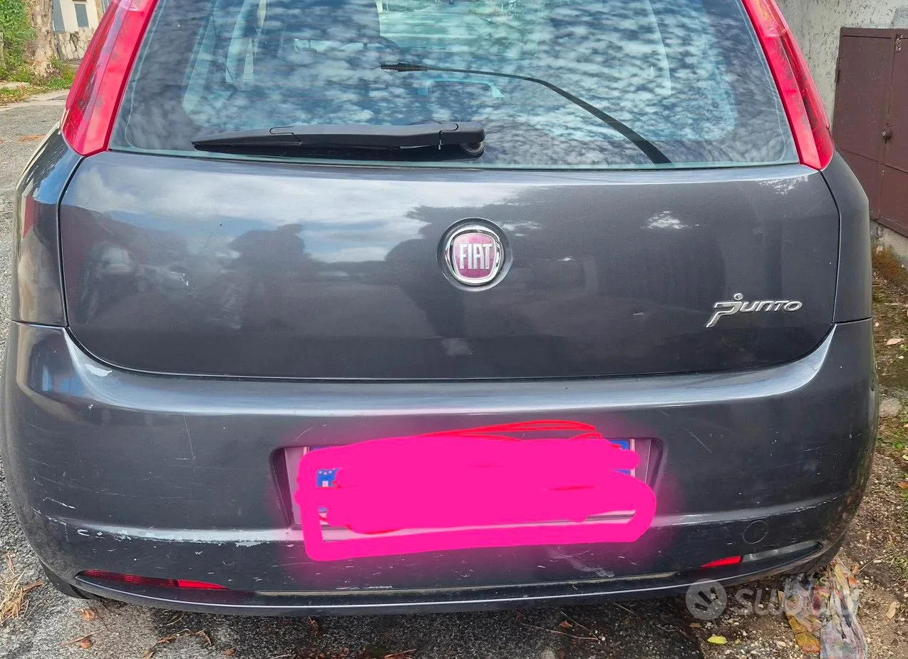 Fiat Punto 2011 photo 3