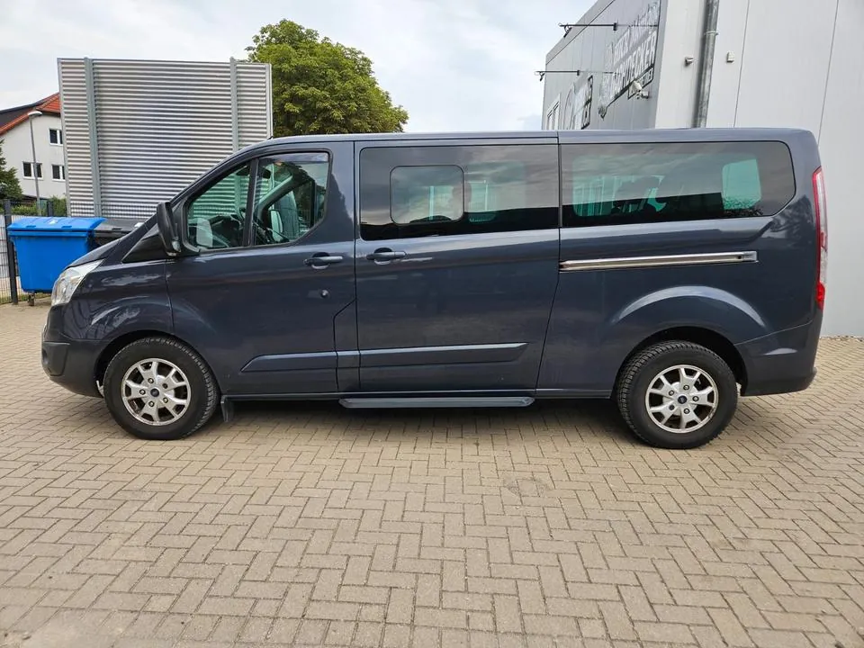 Ford Tourneo Custom