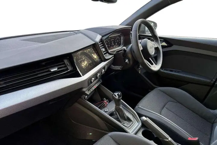 Audi A1 2026 photo 2