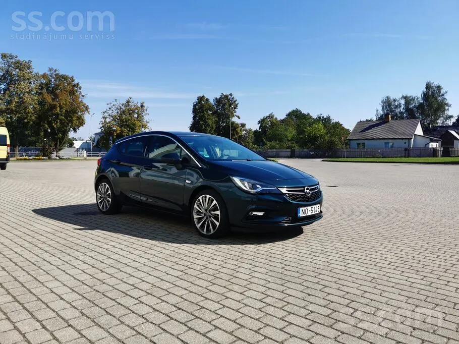 Opel Astra 2015 photo 2