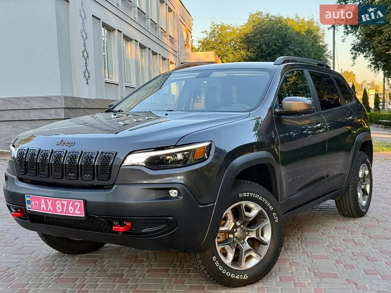 Jeep Cherokee