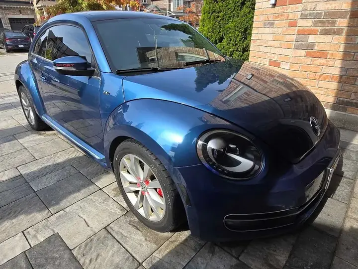 Volkswagen Beetle 2016 photo 2