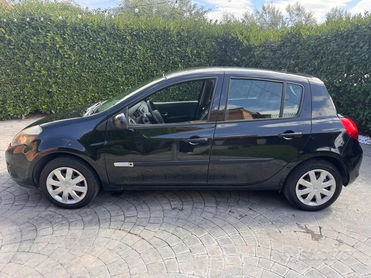 Renault Clio 2012 photo 5