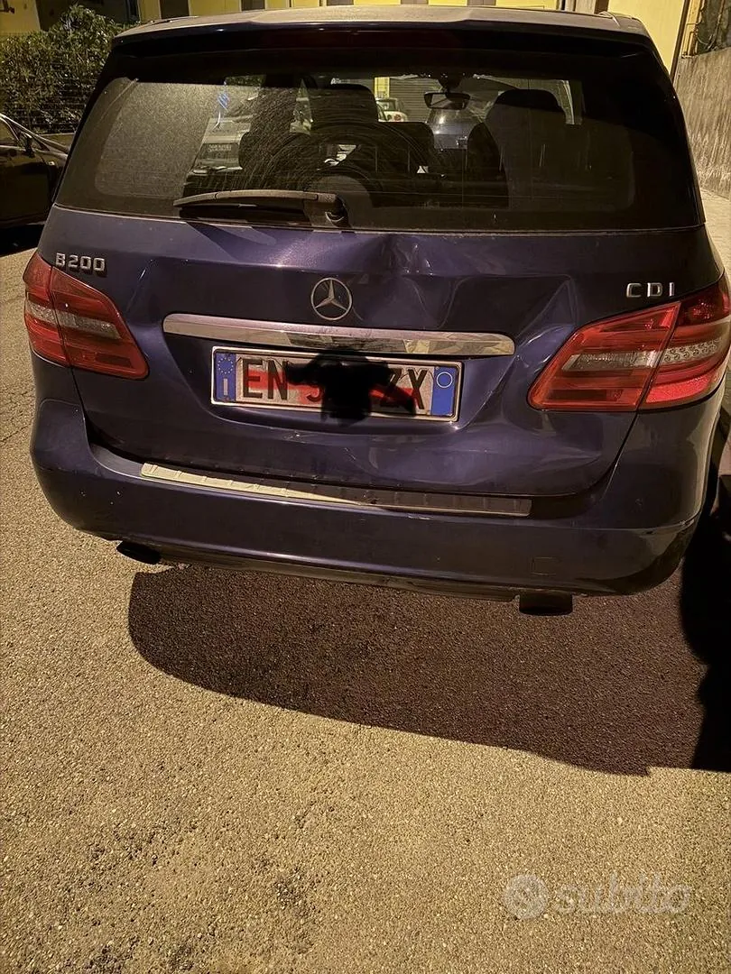 Mercedes-Benz B