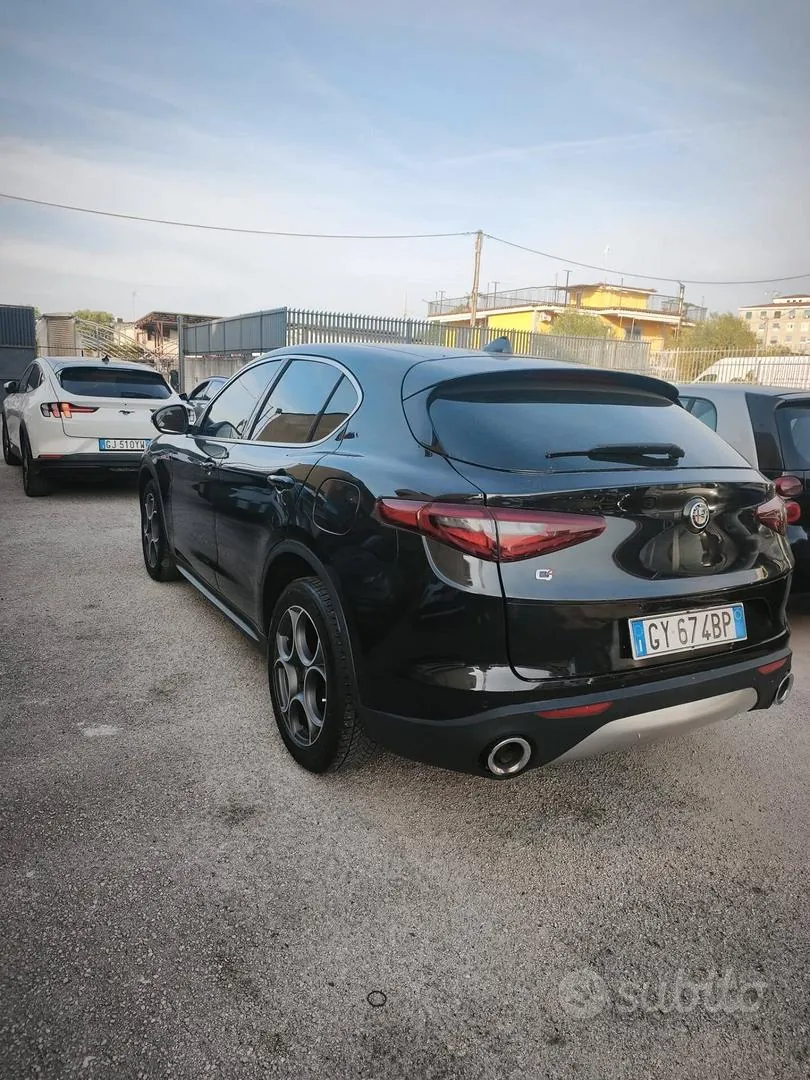 Alfa Romeo Stelvio 2026 photo 2