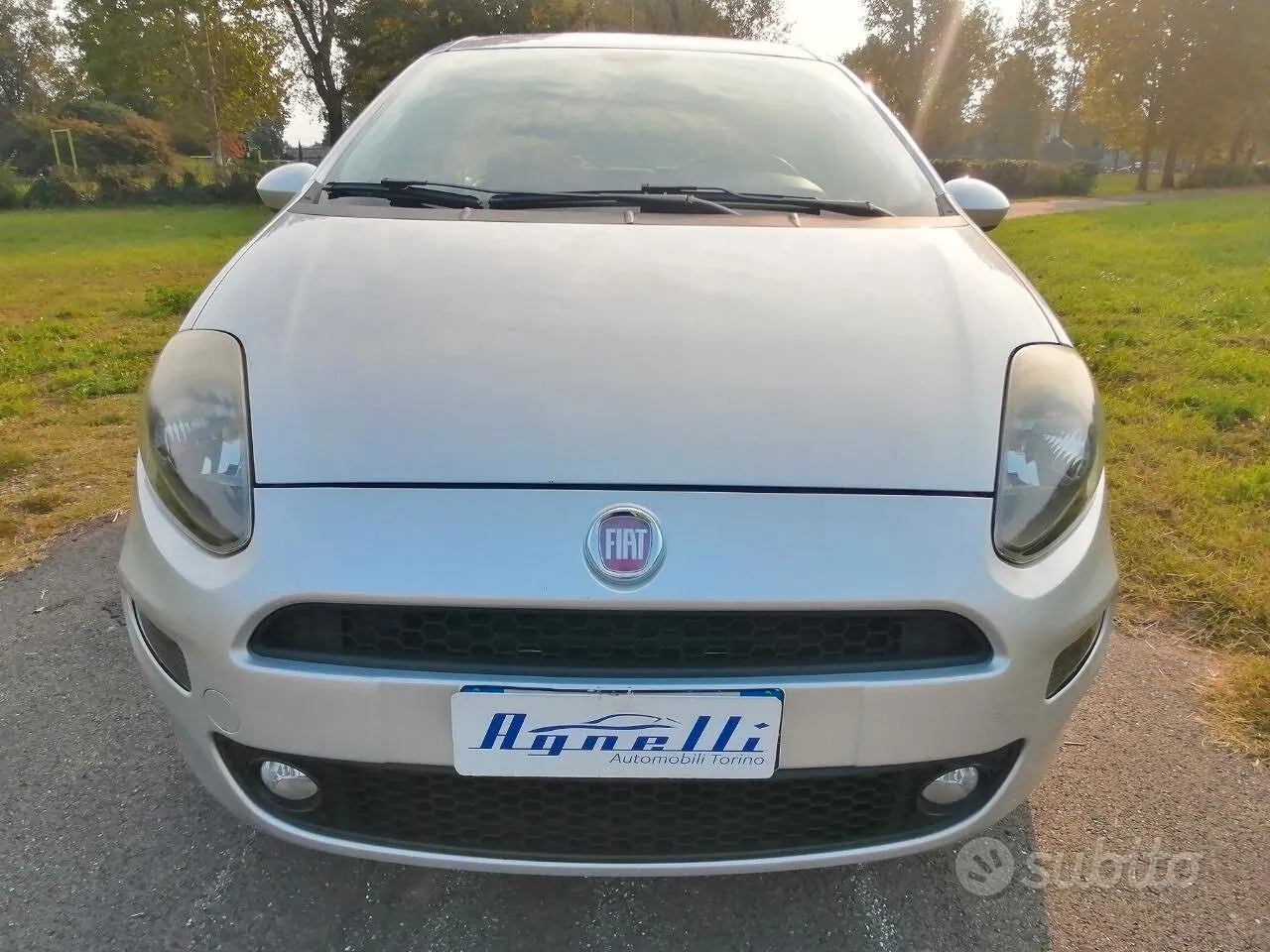 Fiat Punto 2012 photo 3